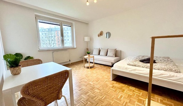 StayRoom Apartments I "Woody5" neben Donaulände
