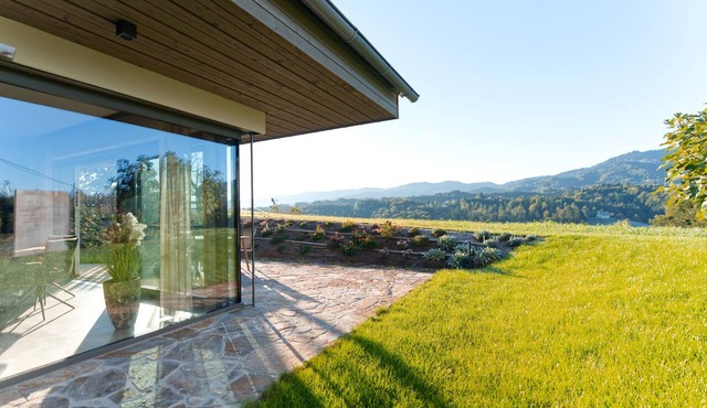 Stunning view | 2 bathrooms, 2 toilets, fireplace, electric charging station