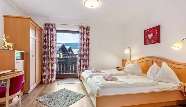 Triple Room with Mountain View, Shared Pool and Wi-Fi