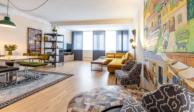 Vienna Apartment 1010