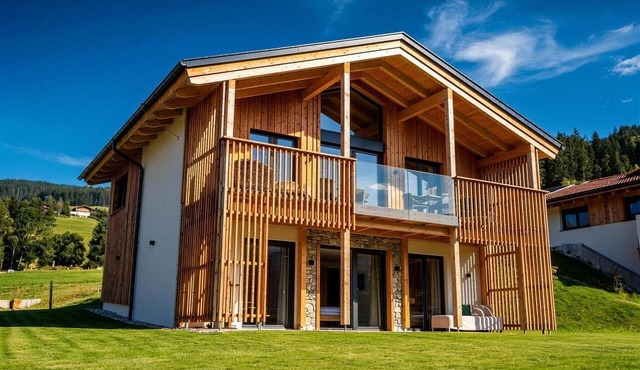 Wonderful ski in-ski out chalet with Sauna