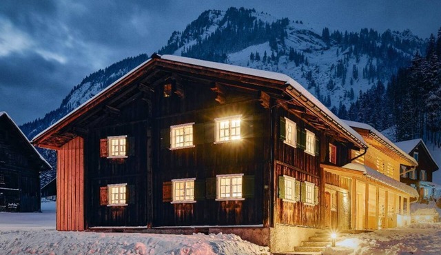 Workshops, Retreats, and Relaxation—An Exclusive Getaway in an Idyllic Alpine Setting