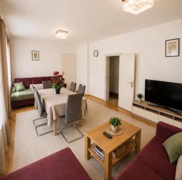 Zentrale Ferienwohnung mit kostenlosen Parkplätzen