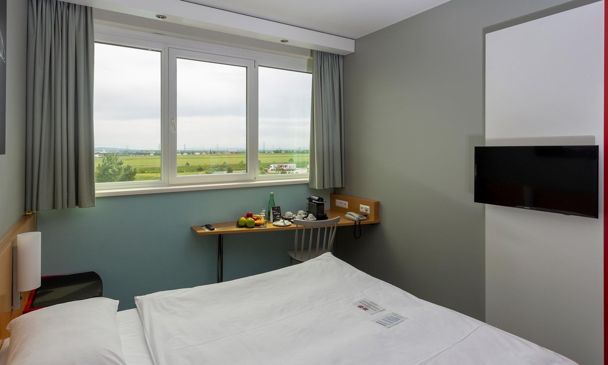 Schwechat Hotel | Hotel ibis Vienna Airport