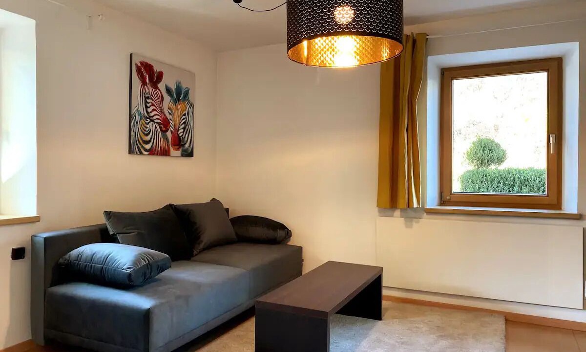 Hoetting Apartment | Wohnen im Grünen