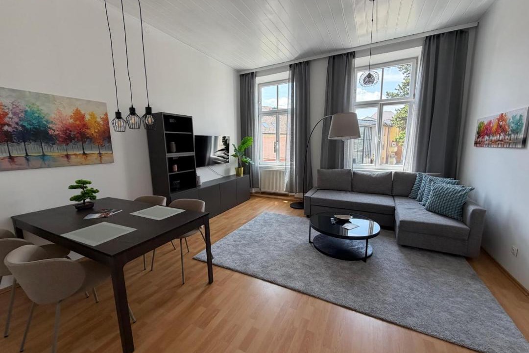 Stockerau Apartment | City Center Stockerau - 15 Minuten nach Wien