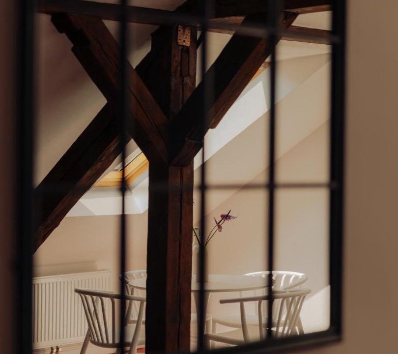 Funfhaus Bed & Breakfast | Oak House Vienna - Boutique Guesthouse near Meidling Station