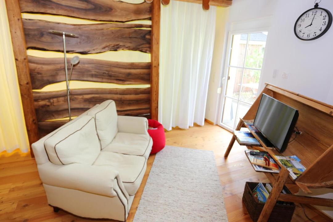 Bergland Apartment | LACHGUT