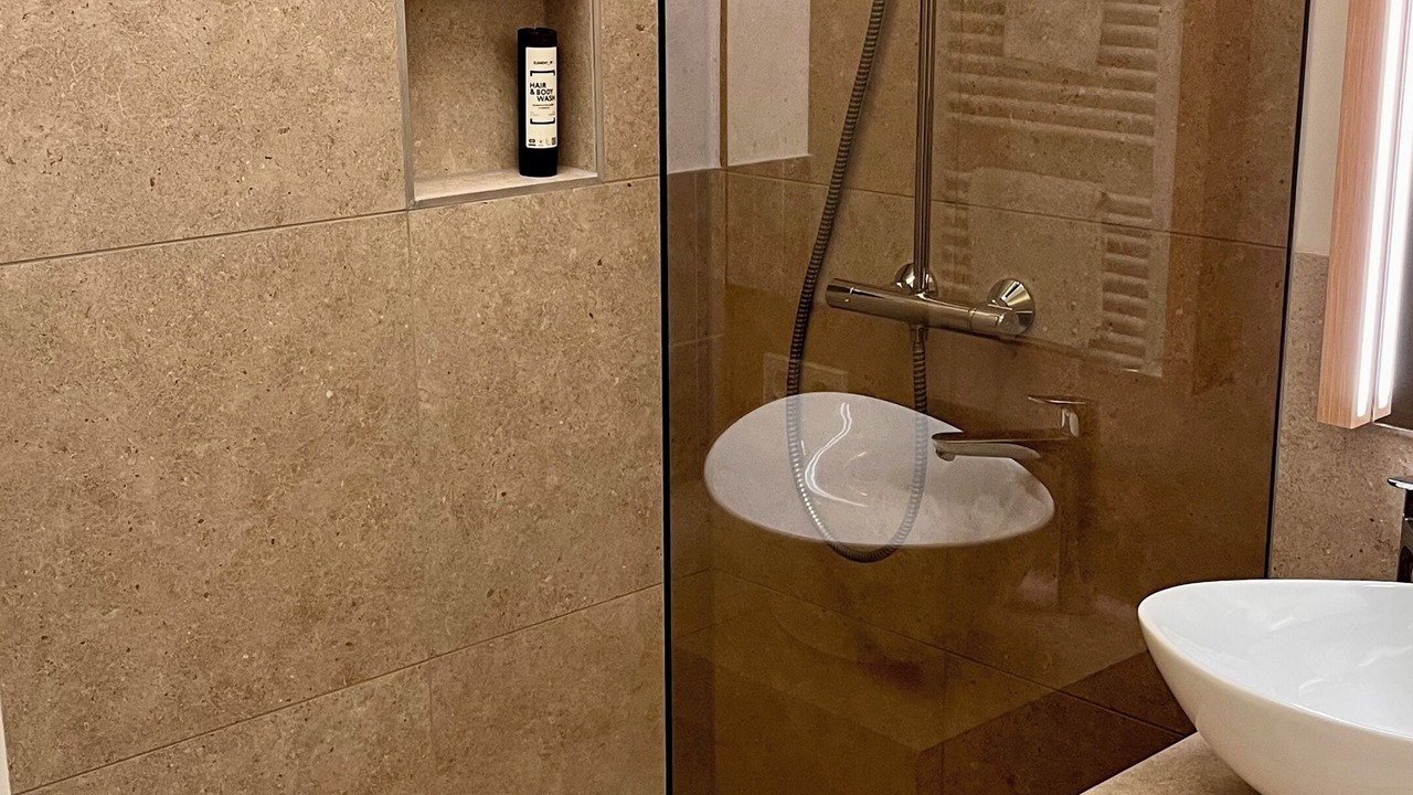 Photo of Bathroom in Euratsfeld
