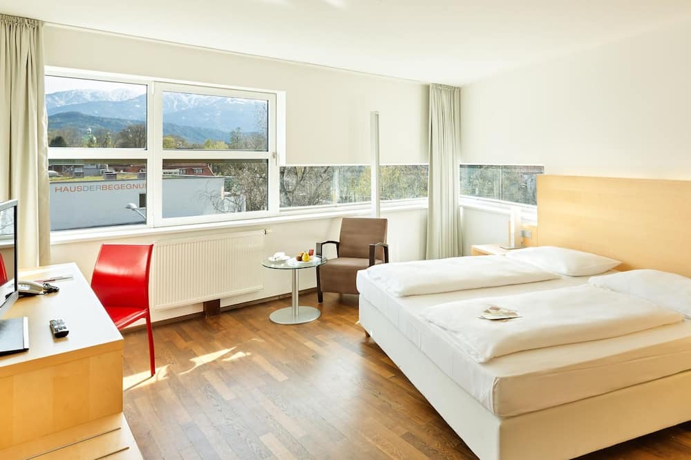 Photo of Bedroom in Innsbruck City Centre