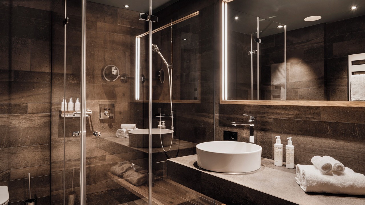 Photo of Bathroom in Warth