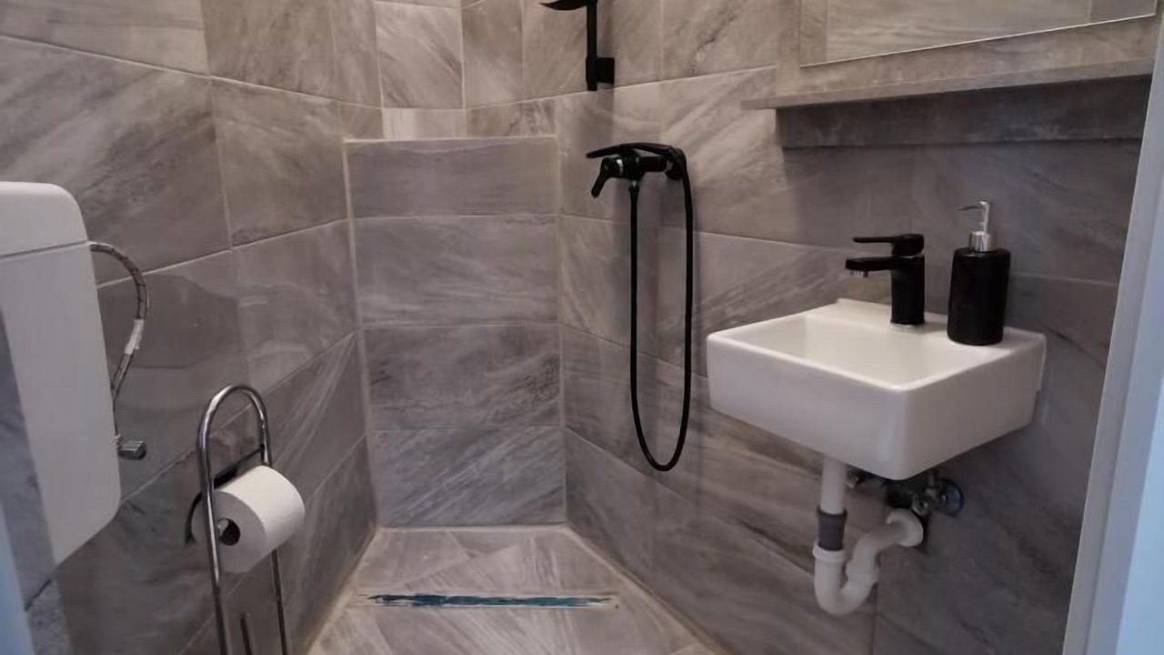 Photo of Bathroom in Wahring