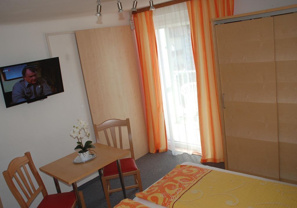 Photo of Bedroom in Klopein