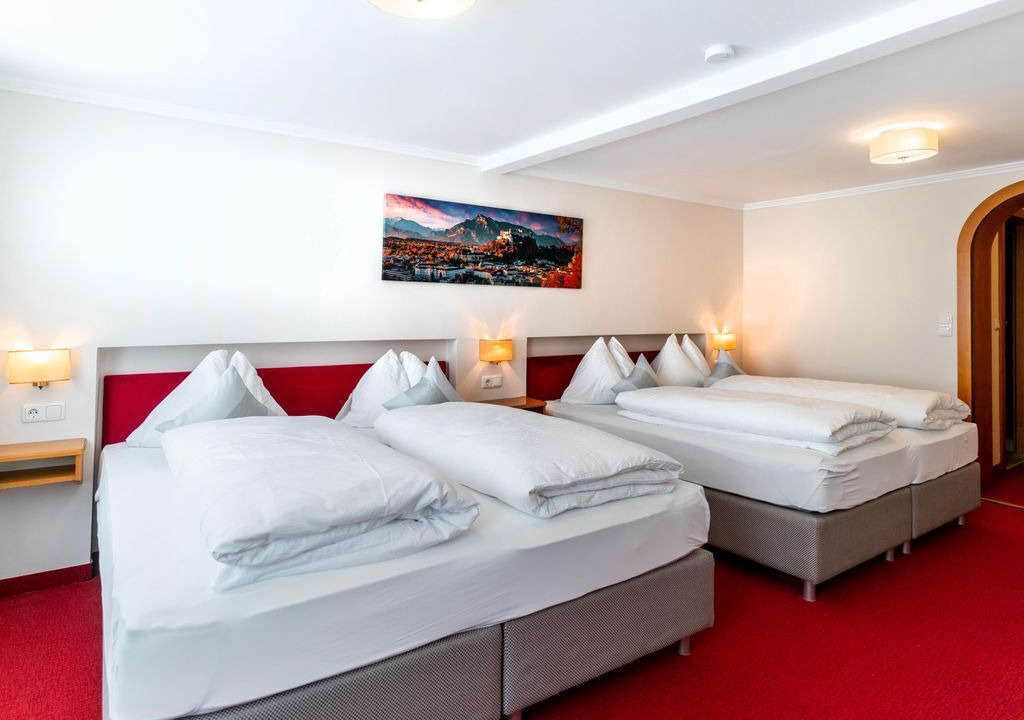 Photo of Bedroom in City Centre Salzburg