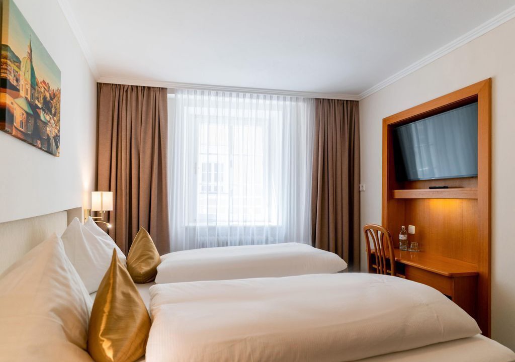 Photo of Bedroom in City Centre Salzburg
