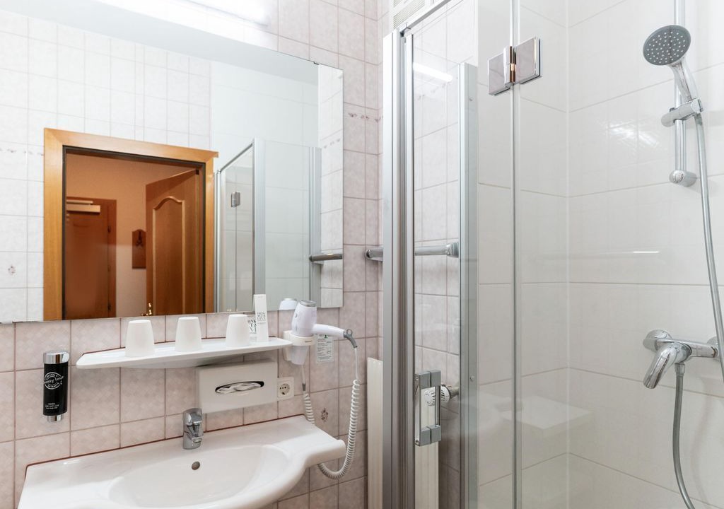Photo of Bathroom in City Centre Salzburg