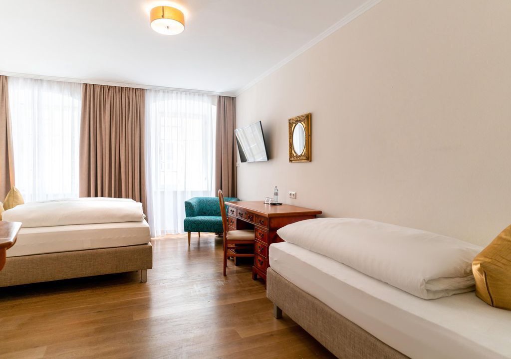 Photo of Bedroom in City Centre Salzburg