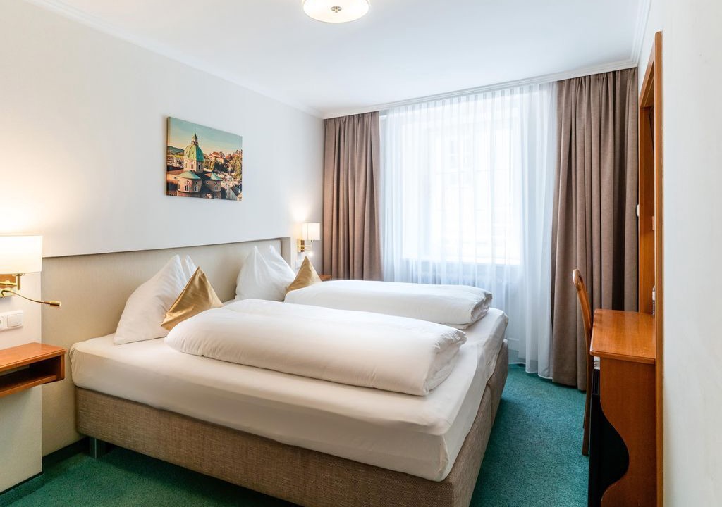 Photo of Bedroom in City Centre Salzburg