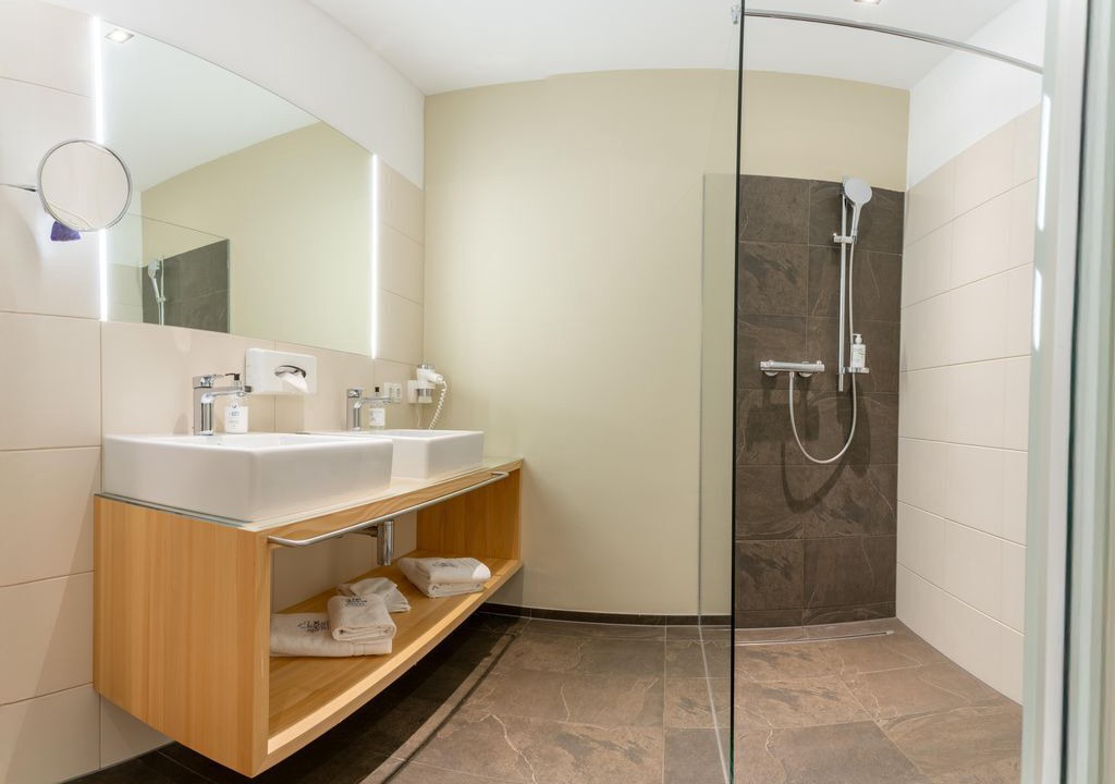 Photo of Bathroom in Damuels