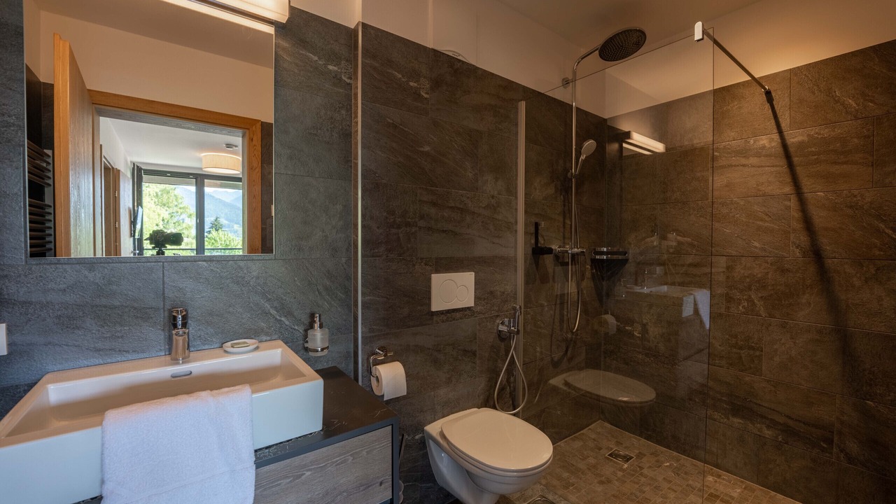 Photo of Bathroom in Schuttdorf