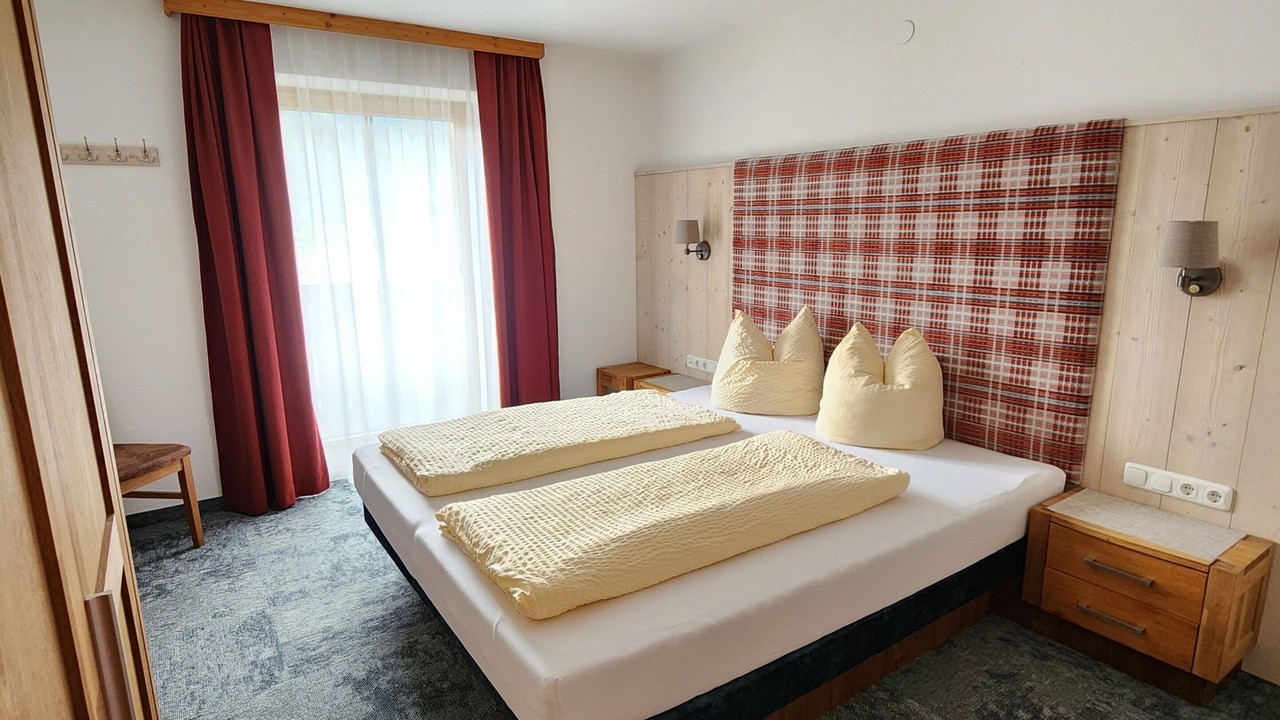 Photo of Bedroom in Koessen