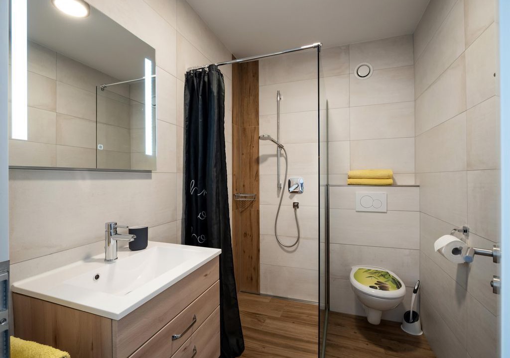 Photo of Bathroom in Soell