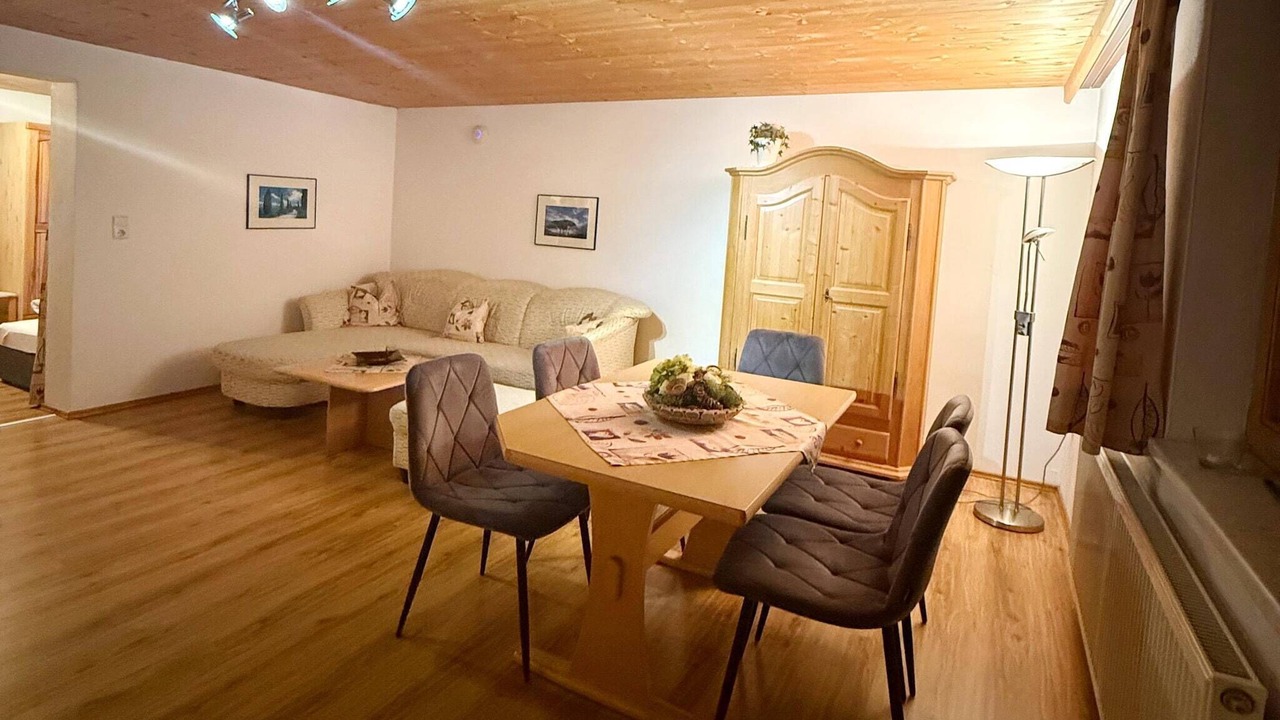 Photo of Livingroom in Fuegenberg