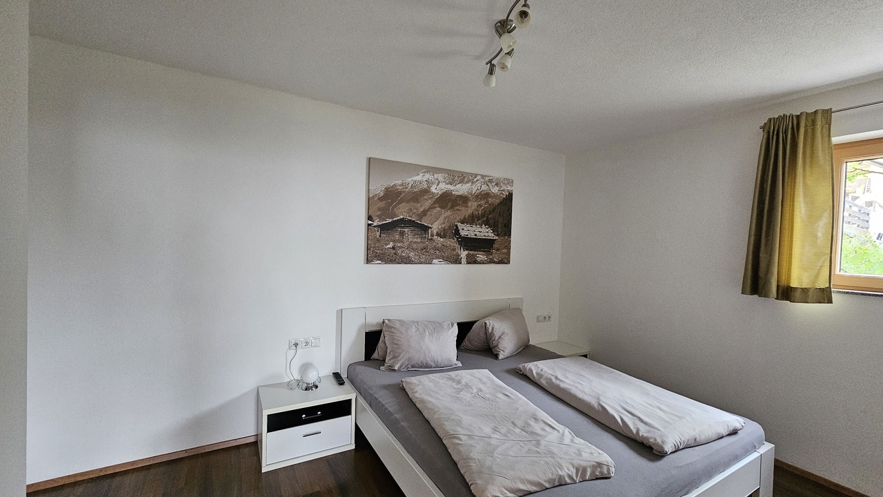Photo of Bedroom in Emberg