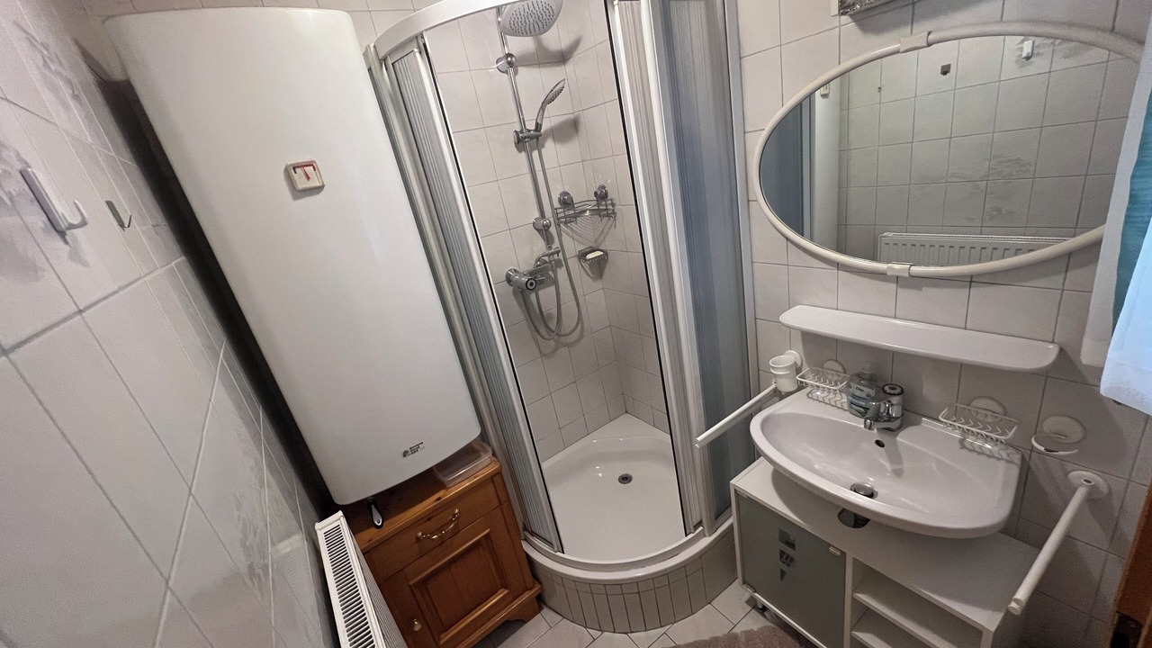 Photo of Bathroom in Koestendorf