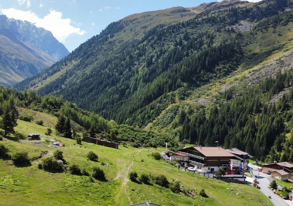 Photo of Others in Mandarfen