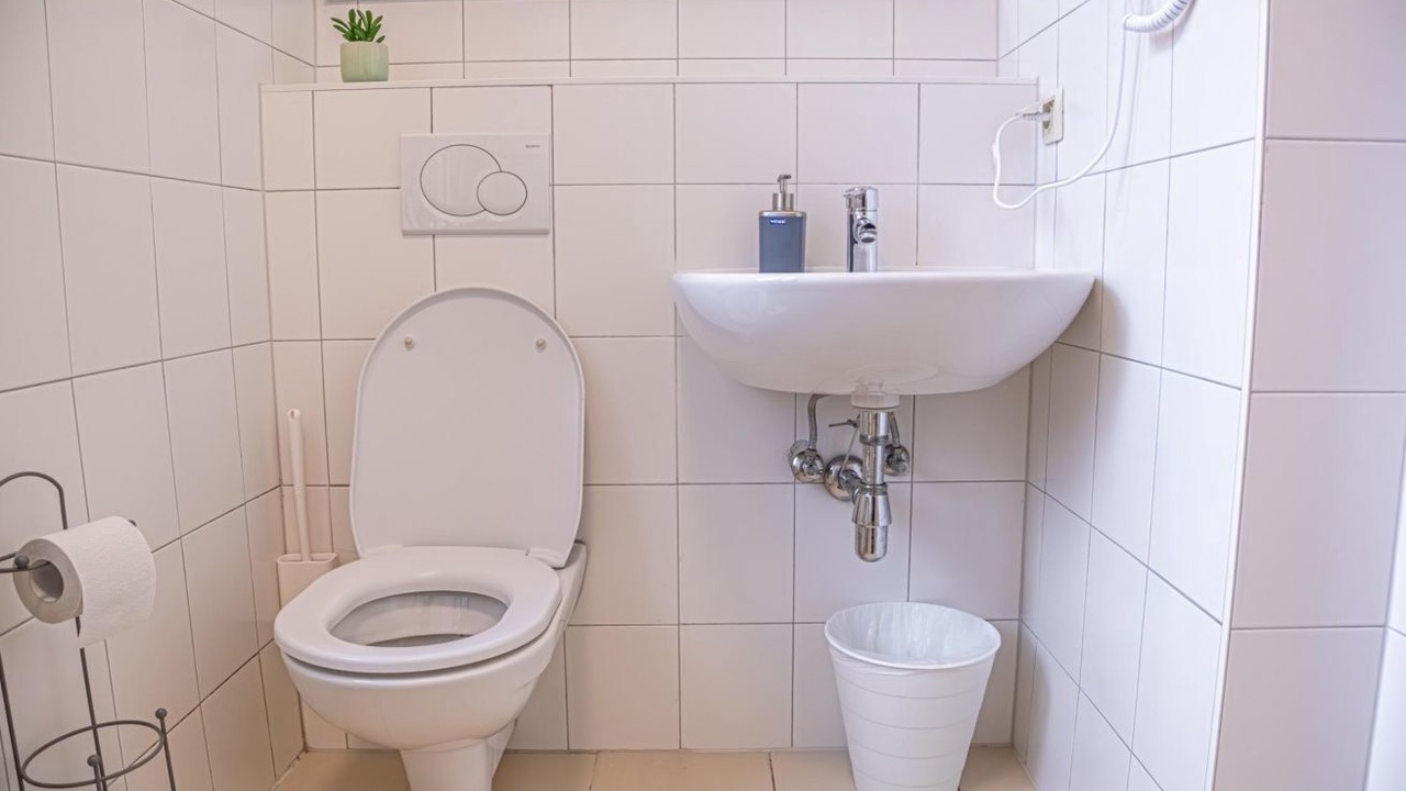 Photo of Bathroom in Neulerchenfeld