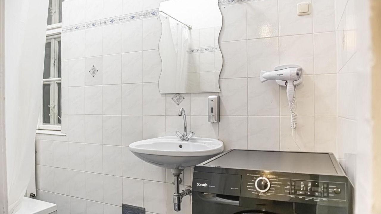 Photo of Bathroom in Wahring