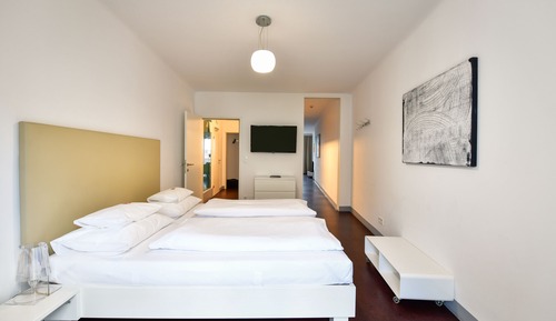 Family Apartment, Balcony (Elephant)