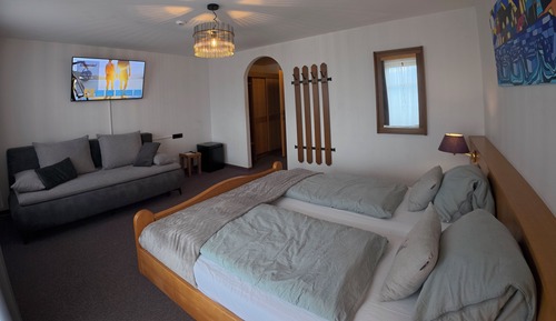 Traditional Quadruple Room, Mountain View
