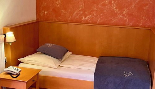 Comfort Single Room