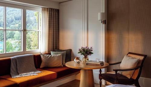 Grand Premier Lakeview Room