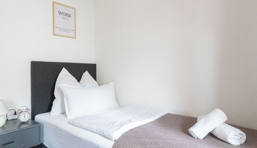 Family Apartment, Multiple Beds, Non Smoking, Pets Allowed