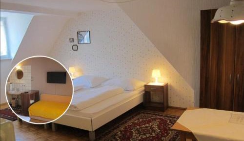 Double Room with Shared Bathroom