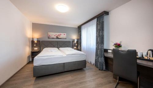 Double Room with Courtyard View