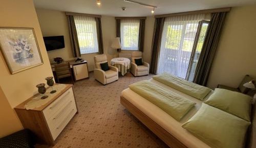 Comfort Double or Twin Room