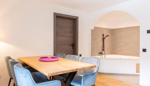Suite with Balcony