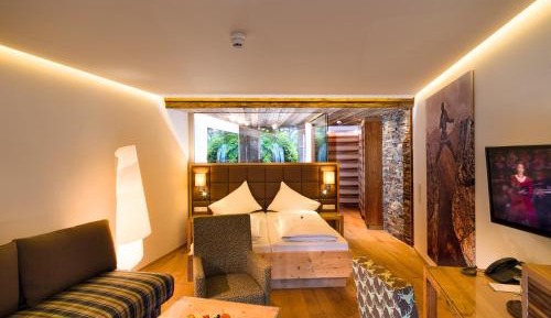 Junior Suite with Balcony