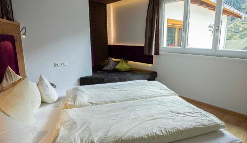 Suite with Mountain View