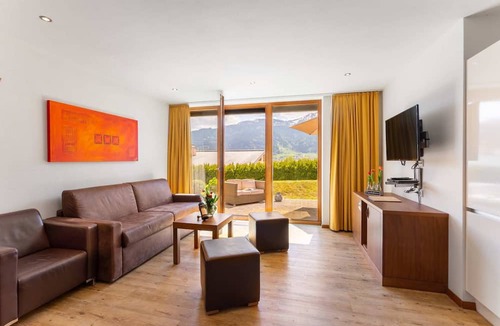 Furth Apartment | Emma Apartments