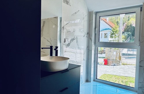 Breitenfurt-Ost Villa | Quiet Luxury 5BR Villa With Garden