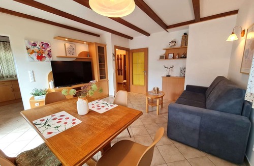 Bad Kleinkirchheim Ski Chalet | Apartment With Mountain Views