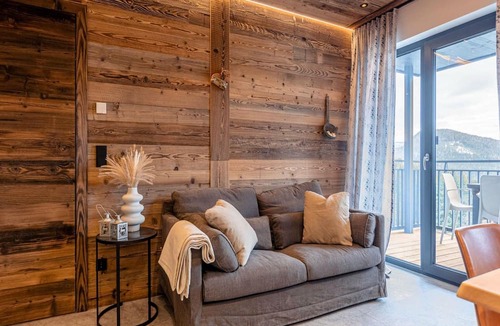 Sankt Martin am Tennengebirge Apartment | Majestic Apartment With Infinity Pool