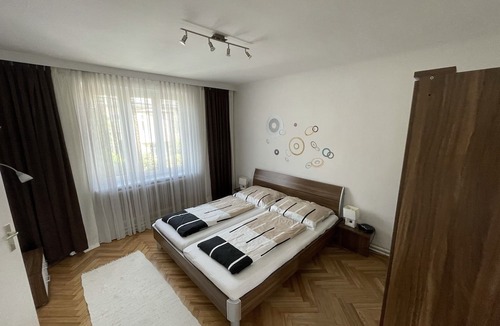 Hutteldorf Apartment | Apartment with terrace, view of Vienna, free parking, near to Schönbrunn