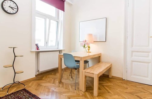 Josefstadt Apartment | ELEGANT, STYLISH STUDIO IN THE HEART OF VIENNA