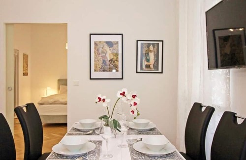 Schottenfeld Apartment | Cozy vacation apartment (63sqm) for 2 persons with kitchen